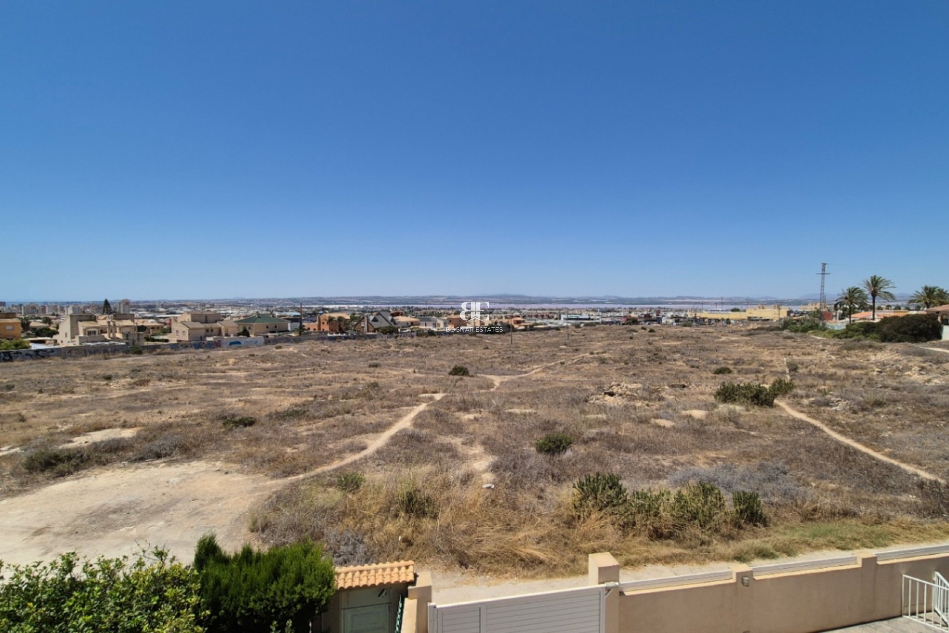 Herverkoop - Herenhuis -
Torrevieja - Costa Blanca Sur