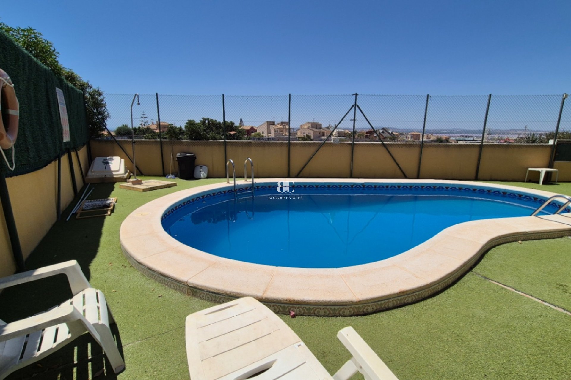 Herverkoop - Herenhuis -
Torrevieja - Costa Blanca Sur