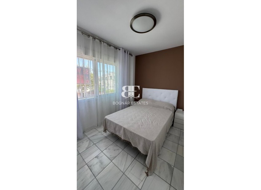 Herverkoop - Herenhuis -
Torrevieja - Costa Blanca Sur
