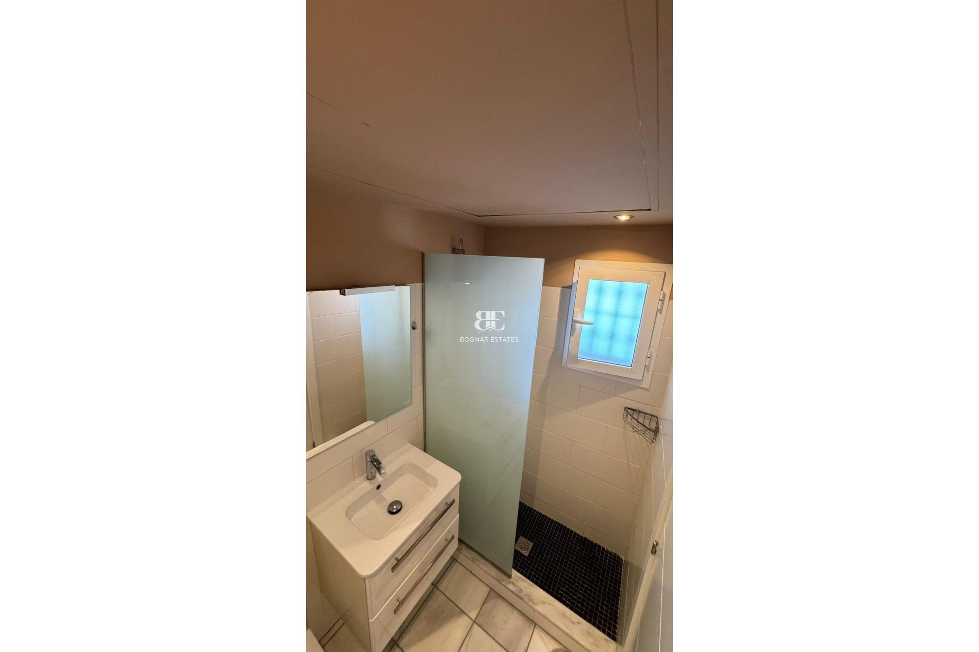 Herverkoop - Herenhuis -
Torrevieja - Costa Blanca Sur