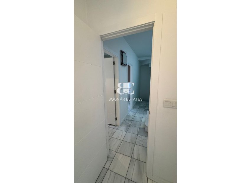 Herverkoop - Herenhuis -
Torrevieja - Costa Blanca Sur