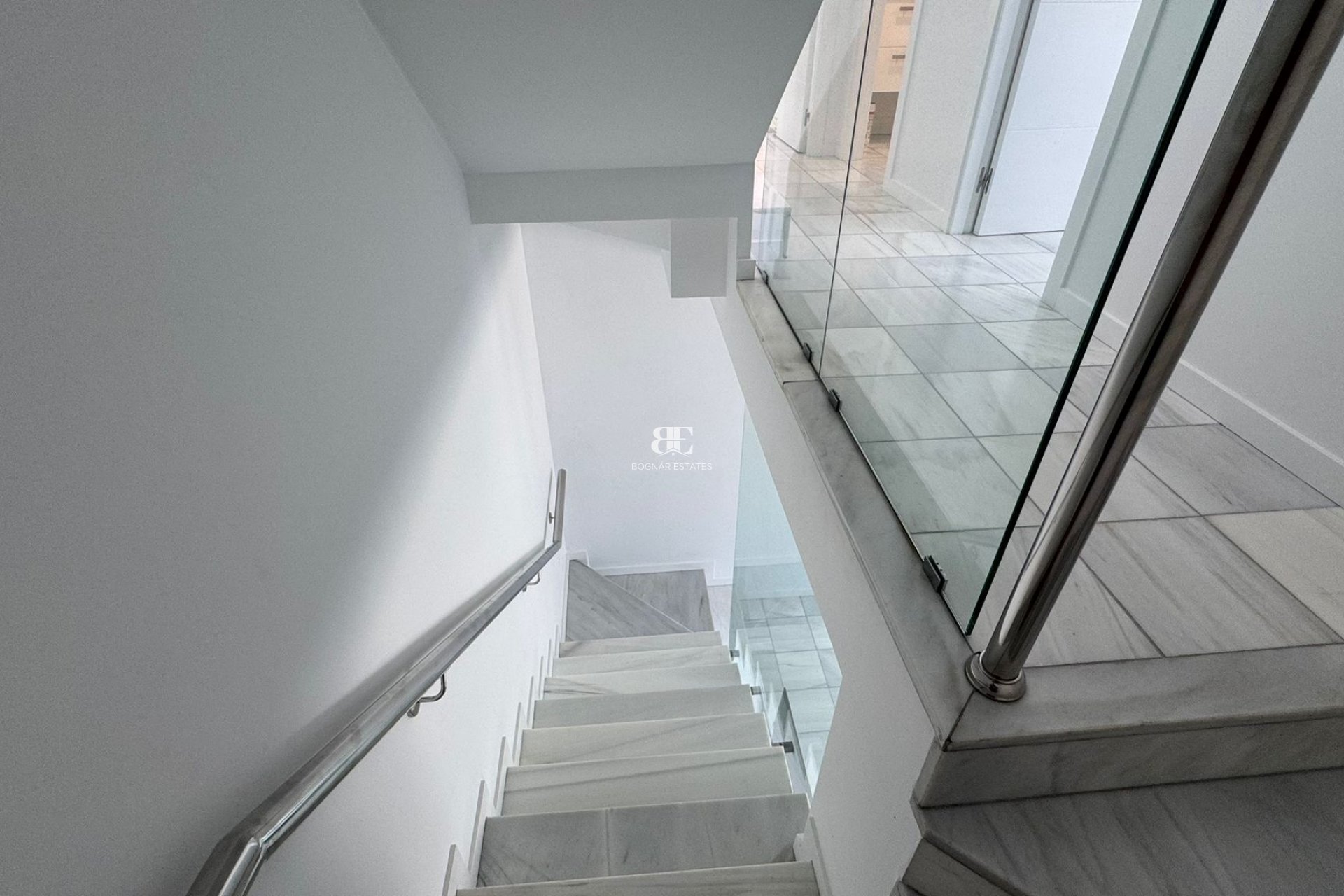 Herverkoop - Herenhuis -
Torrevieja - Costa Blanca Sur