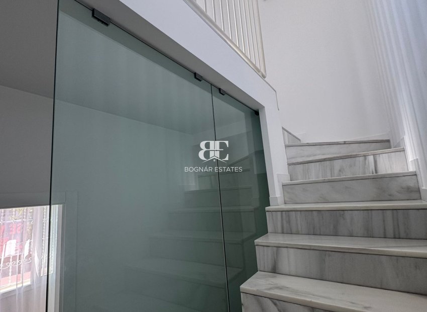 Herverkoop - Herenhuis -
Torrevieja - Costa Blanca Sur