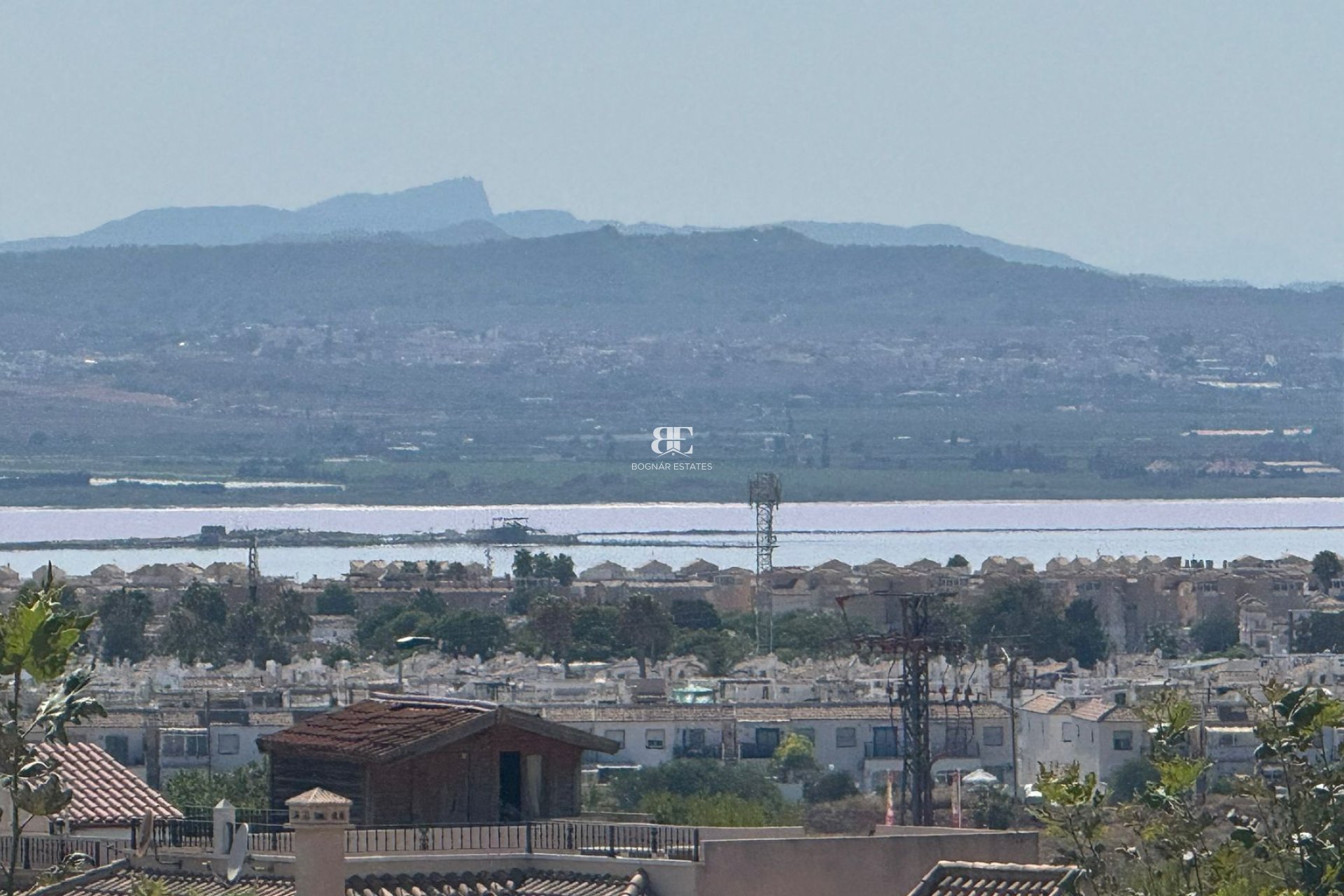 Herverkoop - Herenhuis -
Torrevieja - Costa Blanca Sur