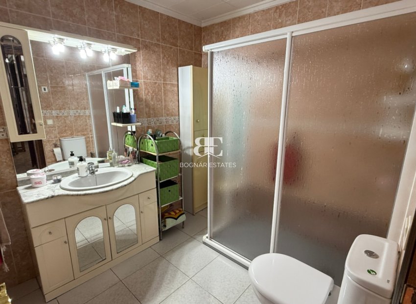 Herverkoop - Herenhuis -
Torrevieja - Costa Blanca Sur