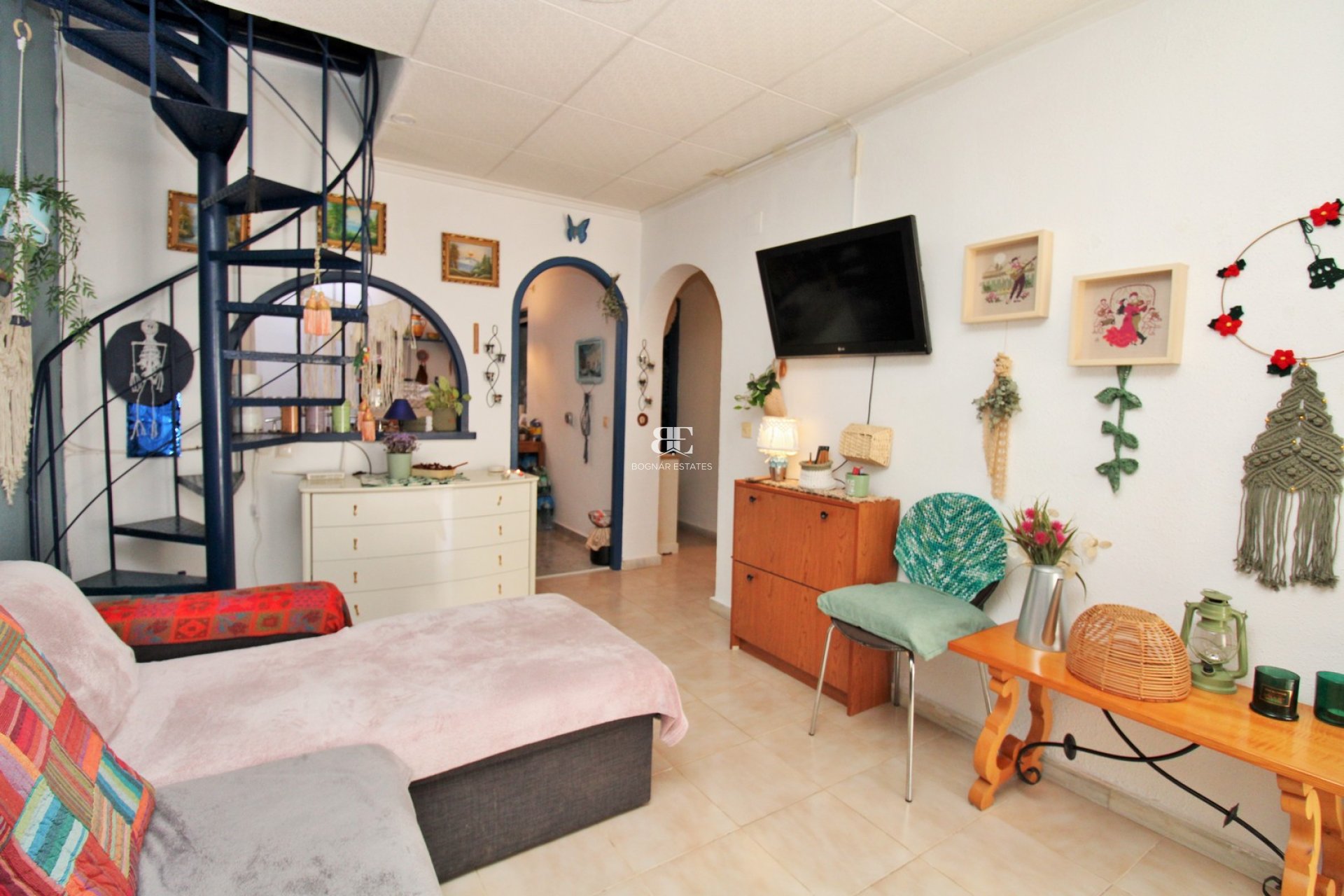 Herverkoop - Herenhuis -
Torrevieja - El Chaparral