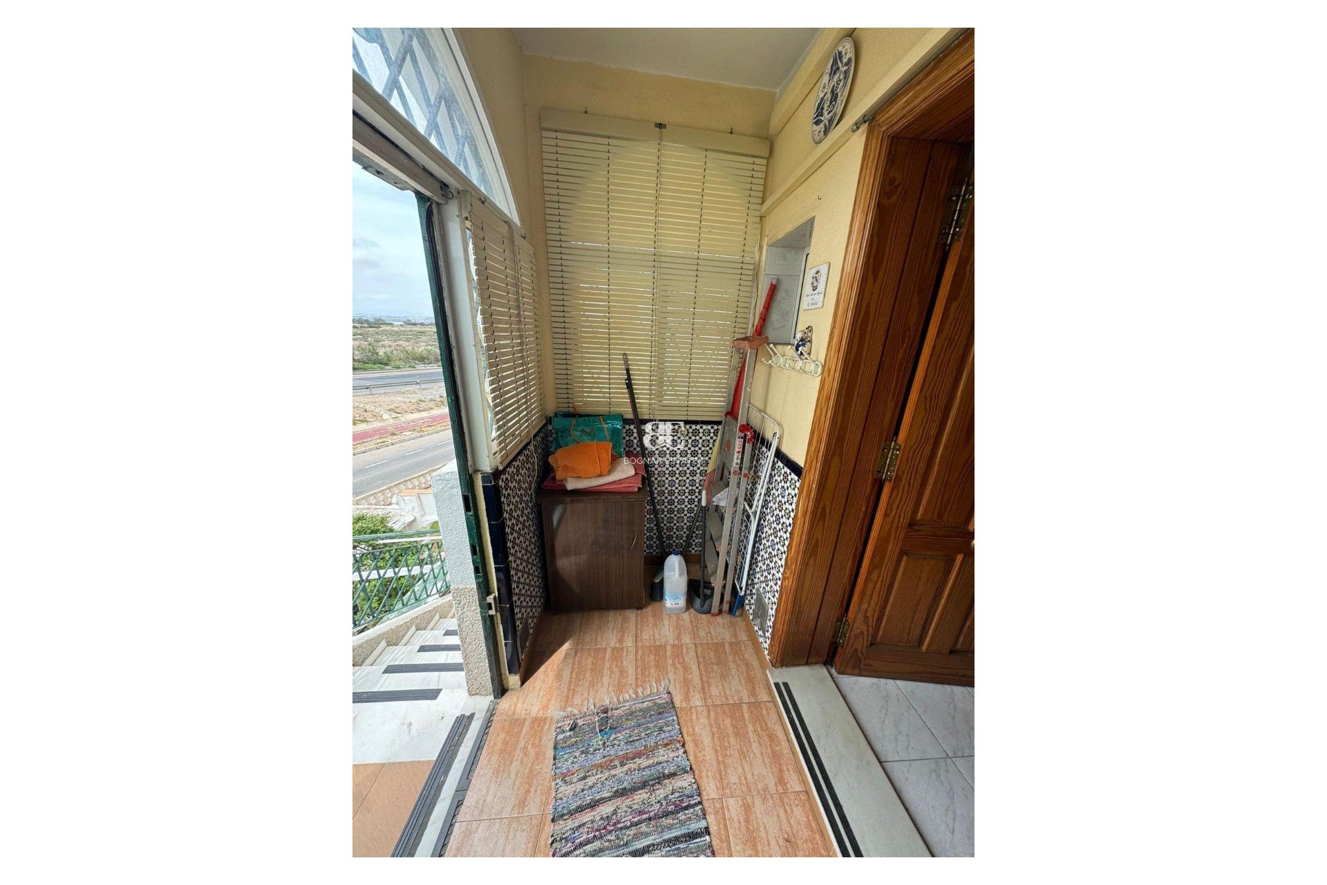 Herverkoop - Herenhuis -
Torrevieja - La Mata