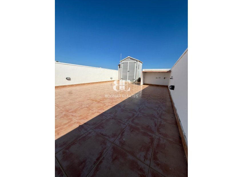 Herverkoop - Herenhuis -
Torrevieja - La Siesta - El Salado -  Torreta