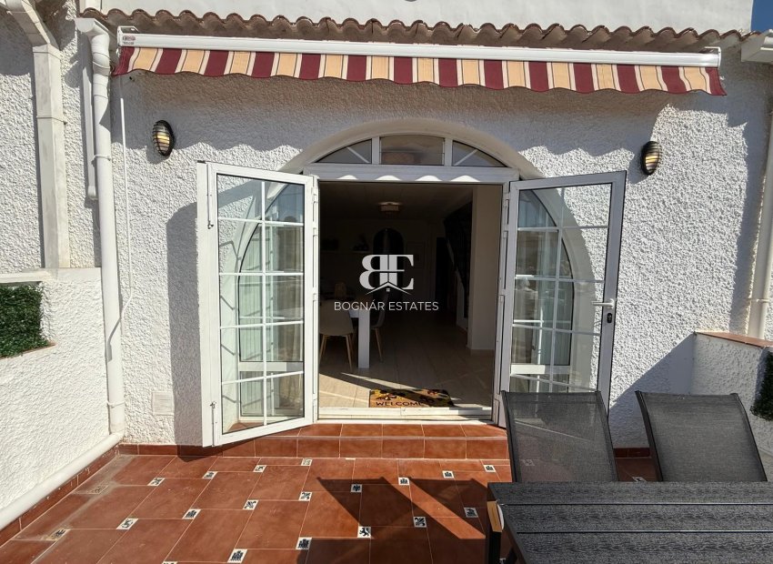 Herverkoop - Herenhuis -
Torrevieja - La Siesta - El Salado -  Torreta