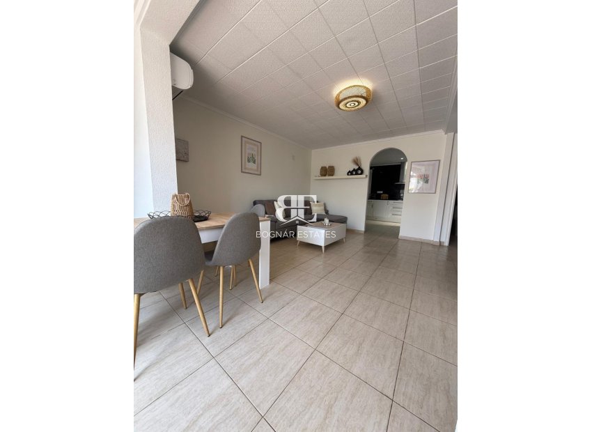 Herverkoop - Herenhuis -
Torrevieja - La Siesta - El Salado -  Torreta