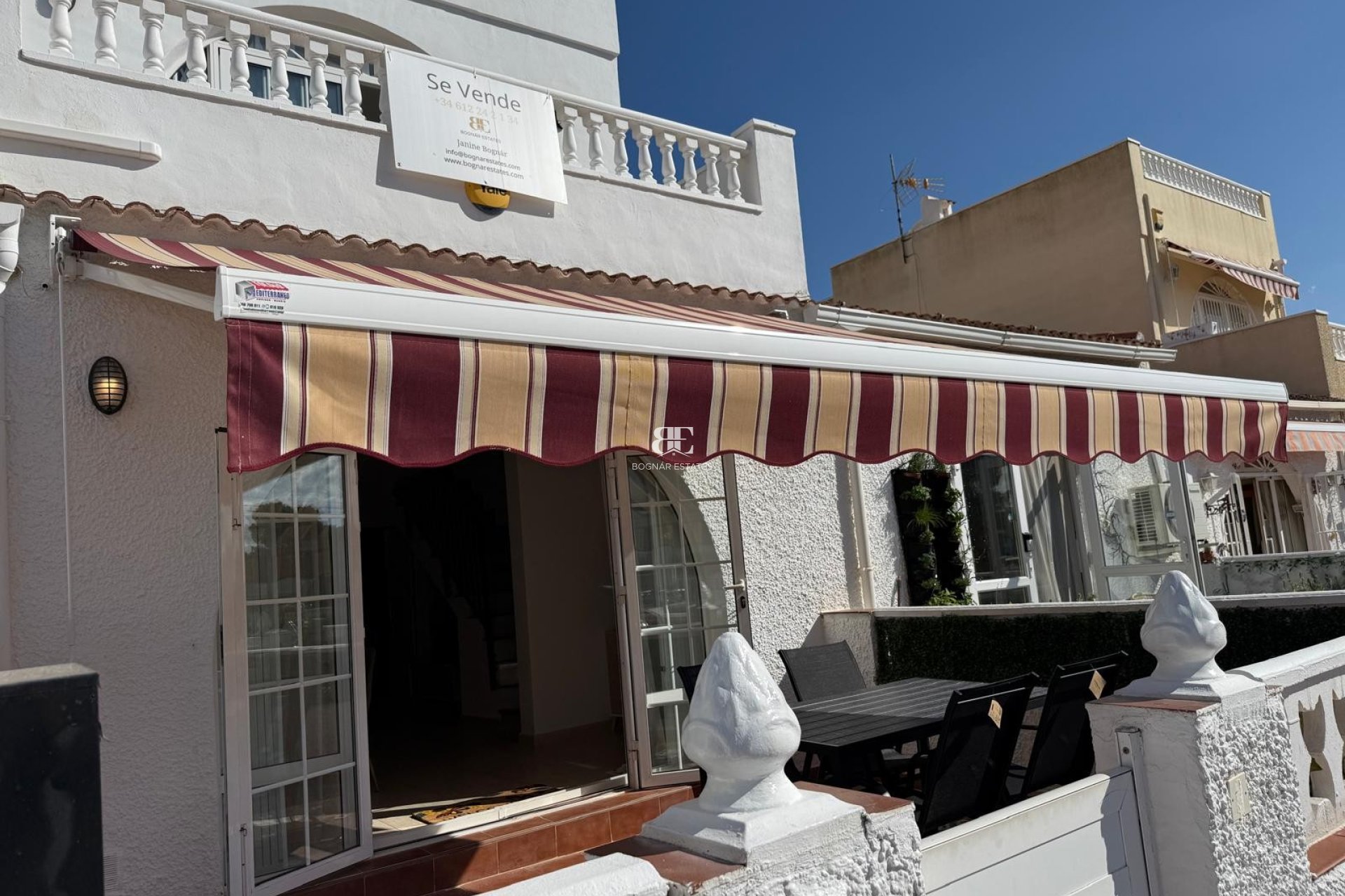 Herverkoop - Herenhuis -
Torrevieja - La Siesta - El Salado -  Torreta