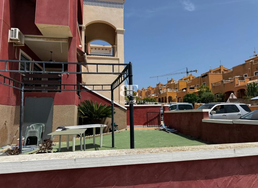 Herverkoop - Herenhuis -
Torrevieja - Los Altos