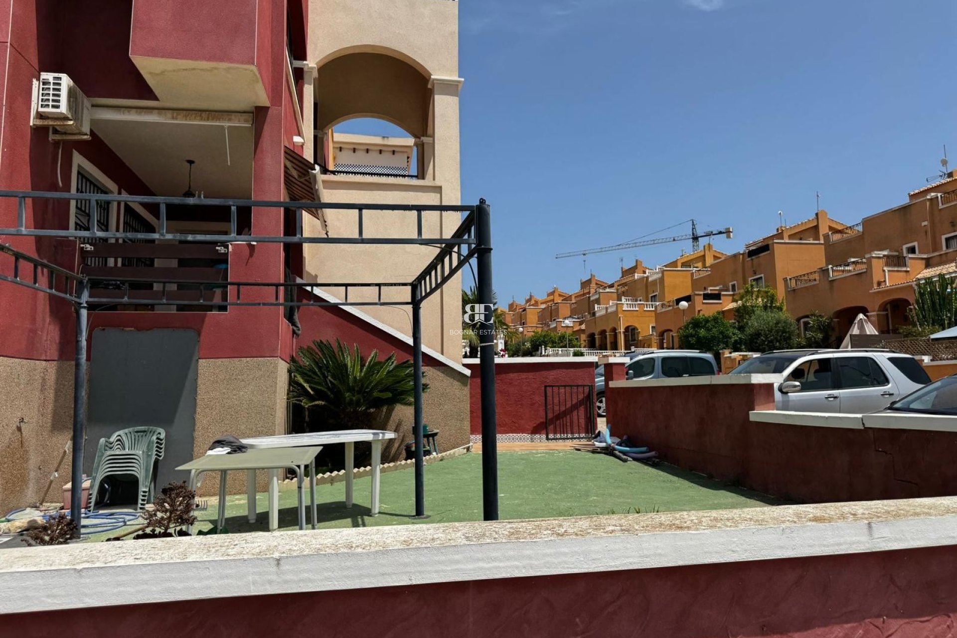 Herverkoop - Herenhuis -
Torrevieja - Los Altos