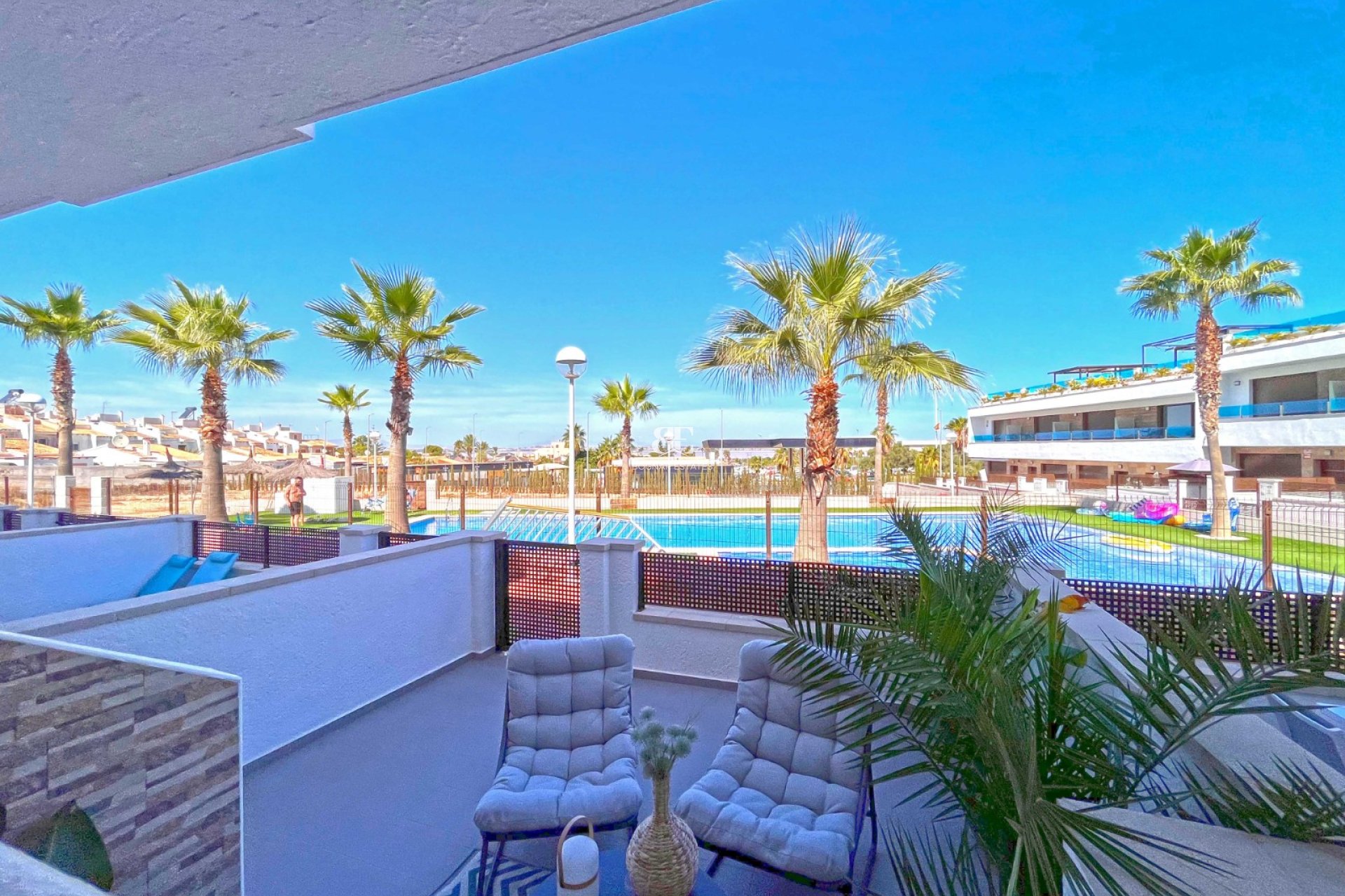 Herverkoop - Herenhuis -
Torrevieja - Los Balcones - Los Altos del Edén
