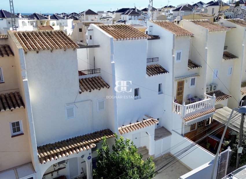Herverkoop - Herenhuis -
Torrevieja - Los Balcones