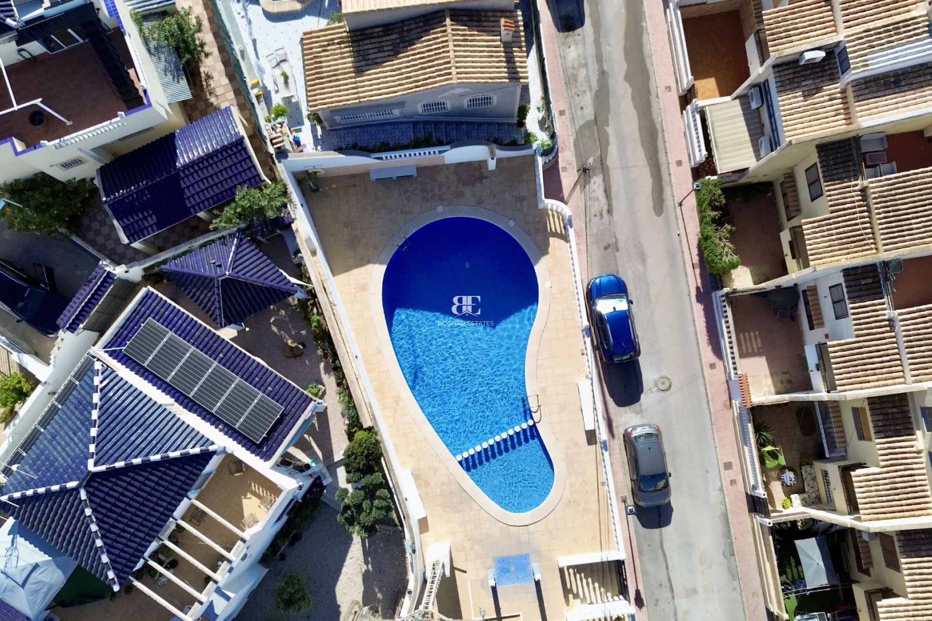 Herverkoop - Herenhuis -
Torrevieja - Los Balcones