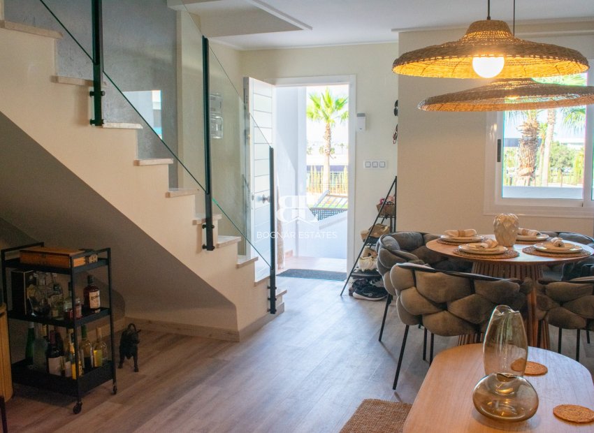 Herverkoop - Herenhuis -
Torrevieja - Los Balcones