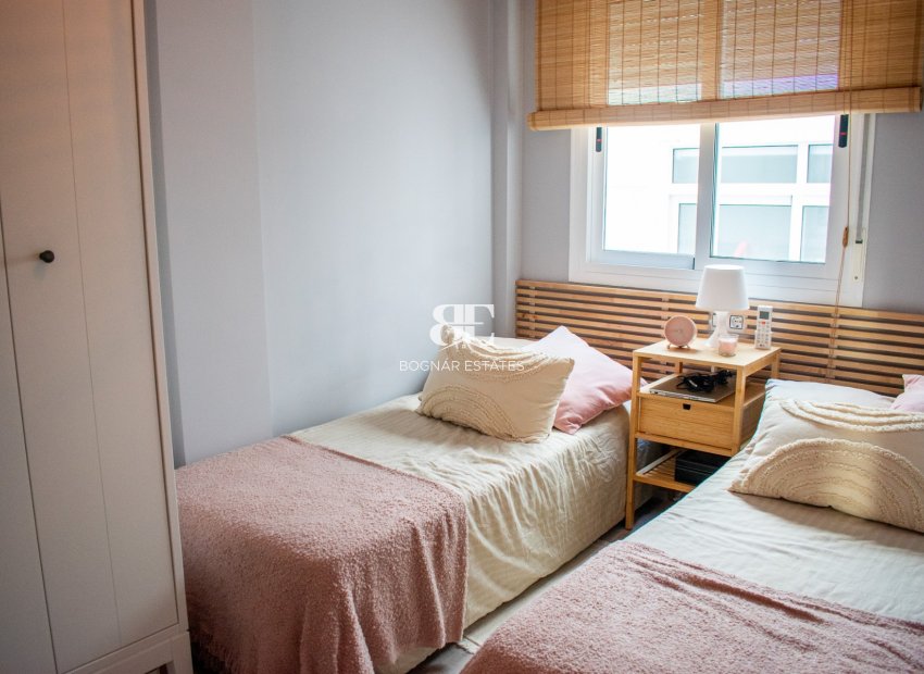 Herverkoop - Herenhuis -
Torrevieja - Los Balcones