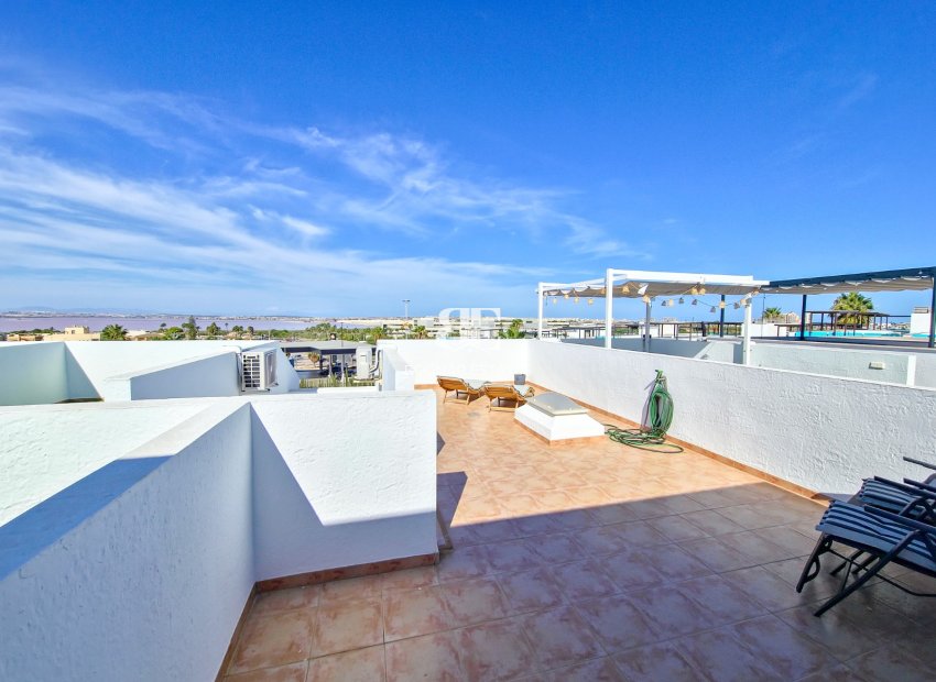 Herverkoop - Herenhuis -
Torrevieja - Los Balcones