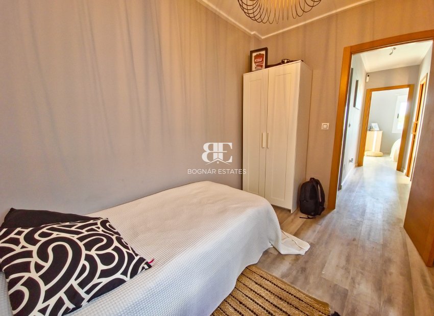 Herverkoop - Herenhuis -
Torrevieja - Los Balcones