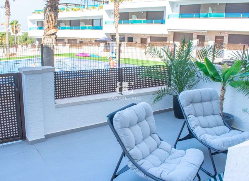 Herverkoop - Herenhuis -
Torrevieja - Los Balcones