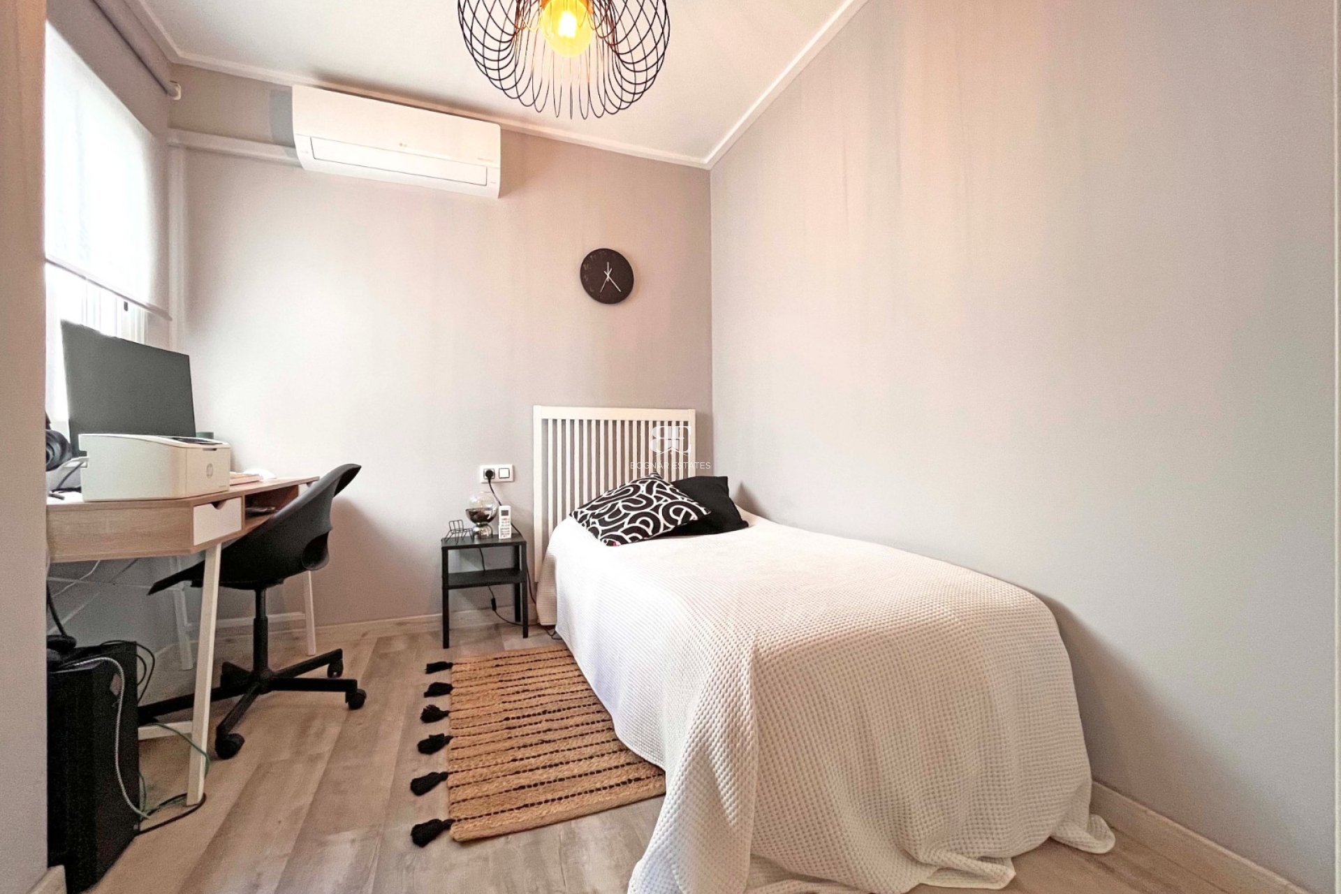 Herverkoop - Herenhuis -
Torrevieja - Los Balcones