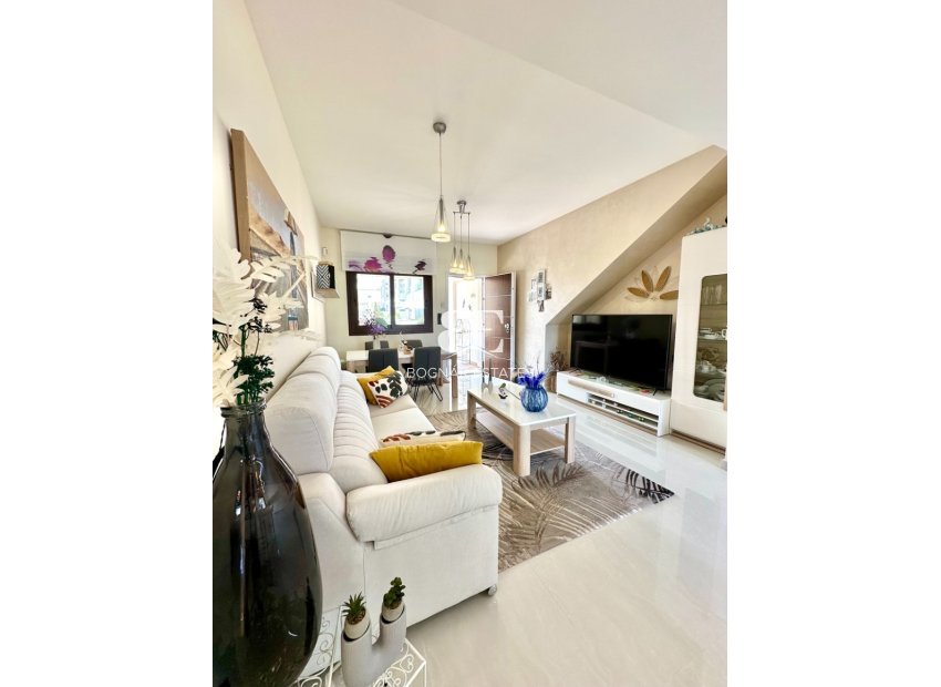 Herverkoop - Herenhuis -
Torrevieja - Los Balcones