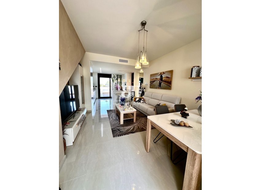 Herverkoop - Herenhuis -
Torrevieja - Los Balcones