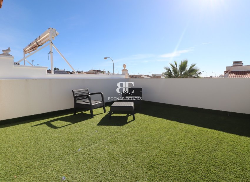 Herverkoop - Herenhuis -
Torrevieja - San Luis