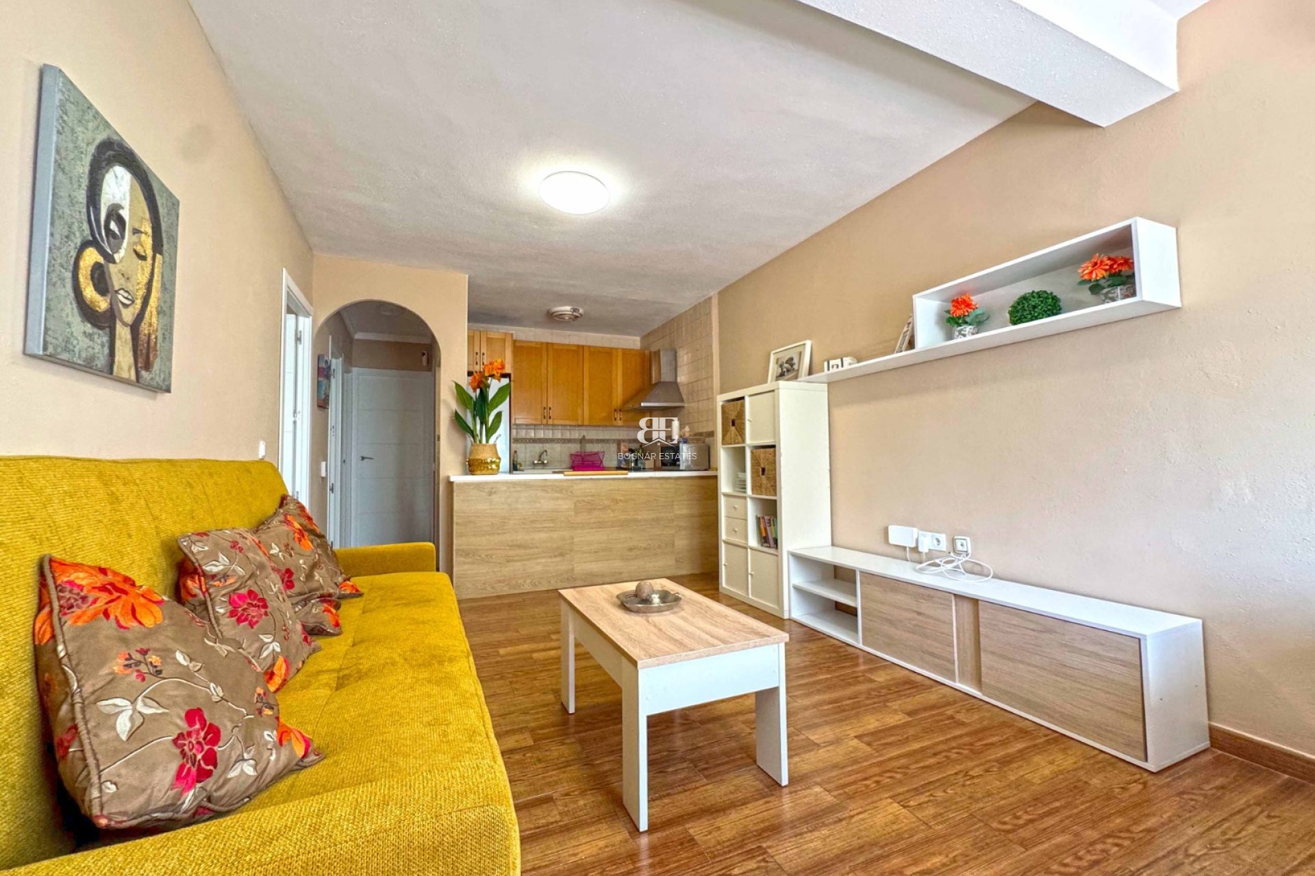 Herverkoop - Herenhuis -
Torrevieja - Torrelamata - La Mata