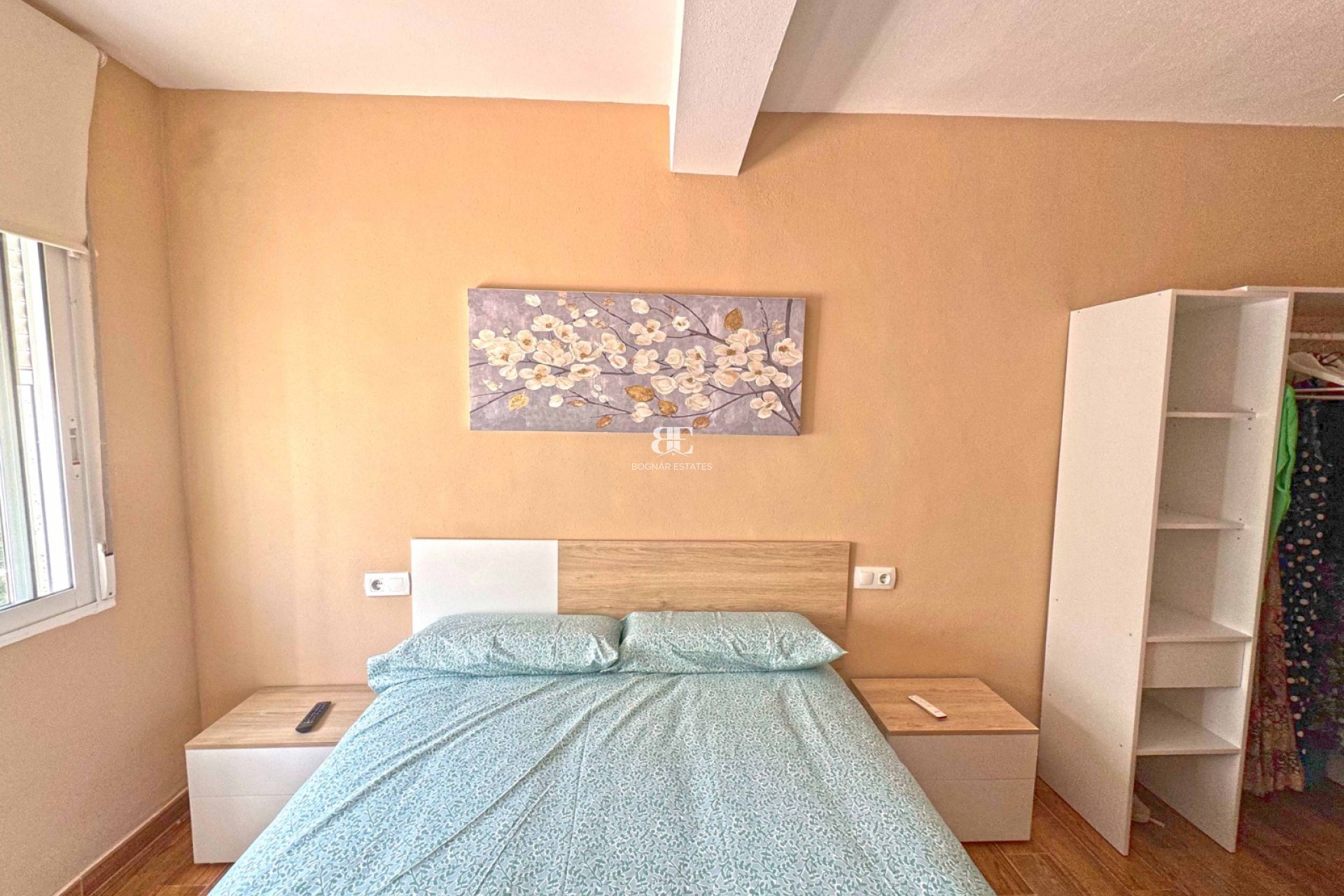 Herverkoop - Herenhuis -
Torrevieja - Torrelamata - La Mata