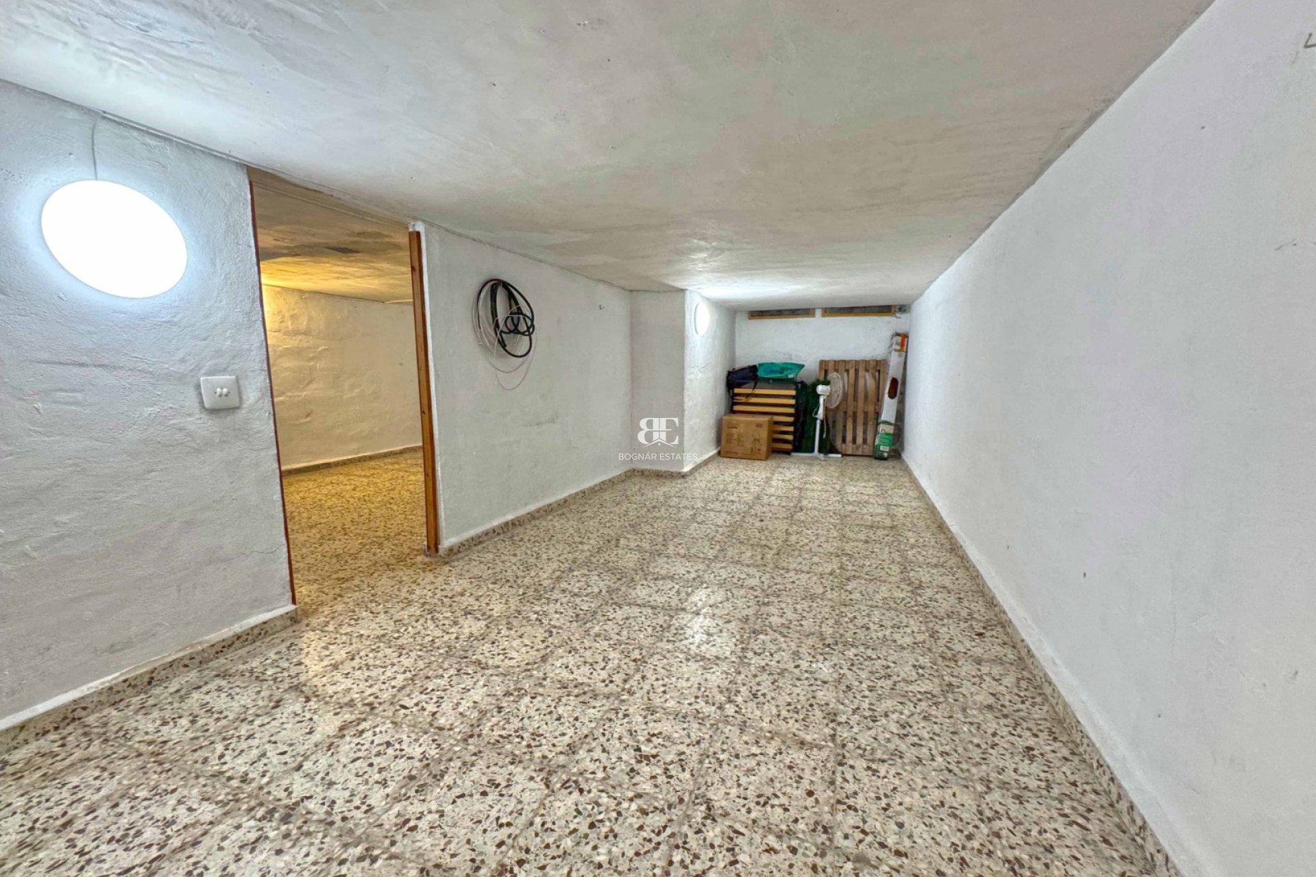 Herverkoop - Herenhuis -
Torrevieja - Torrelamata - La Mata