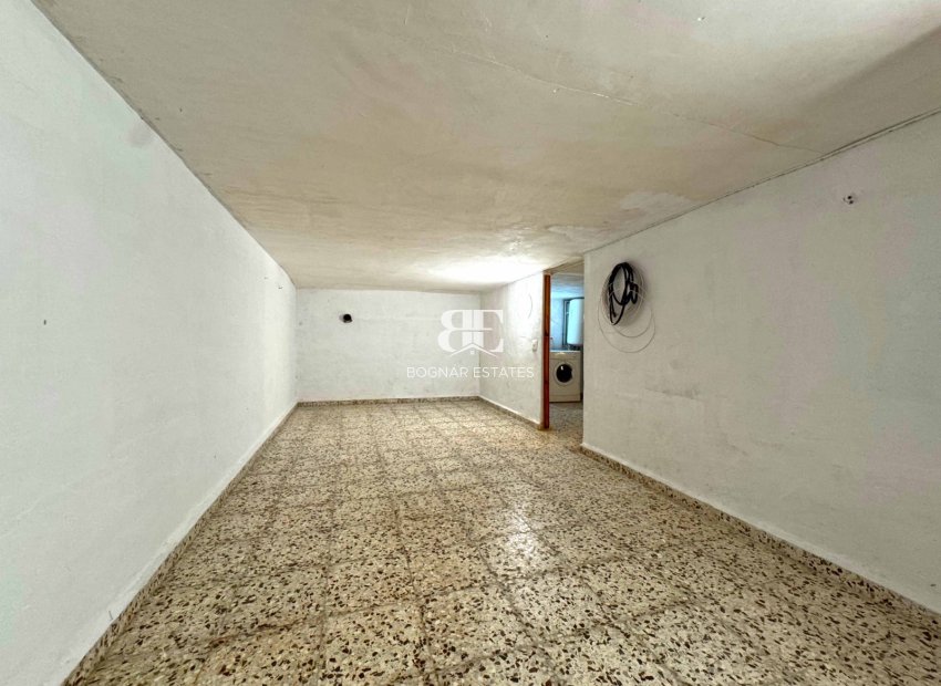 Herverkoop - Herenhuis -
Torrevieja - Torrelamata - La Mata