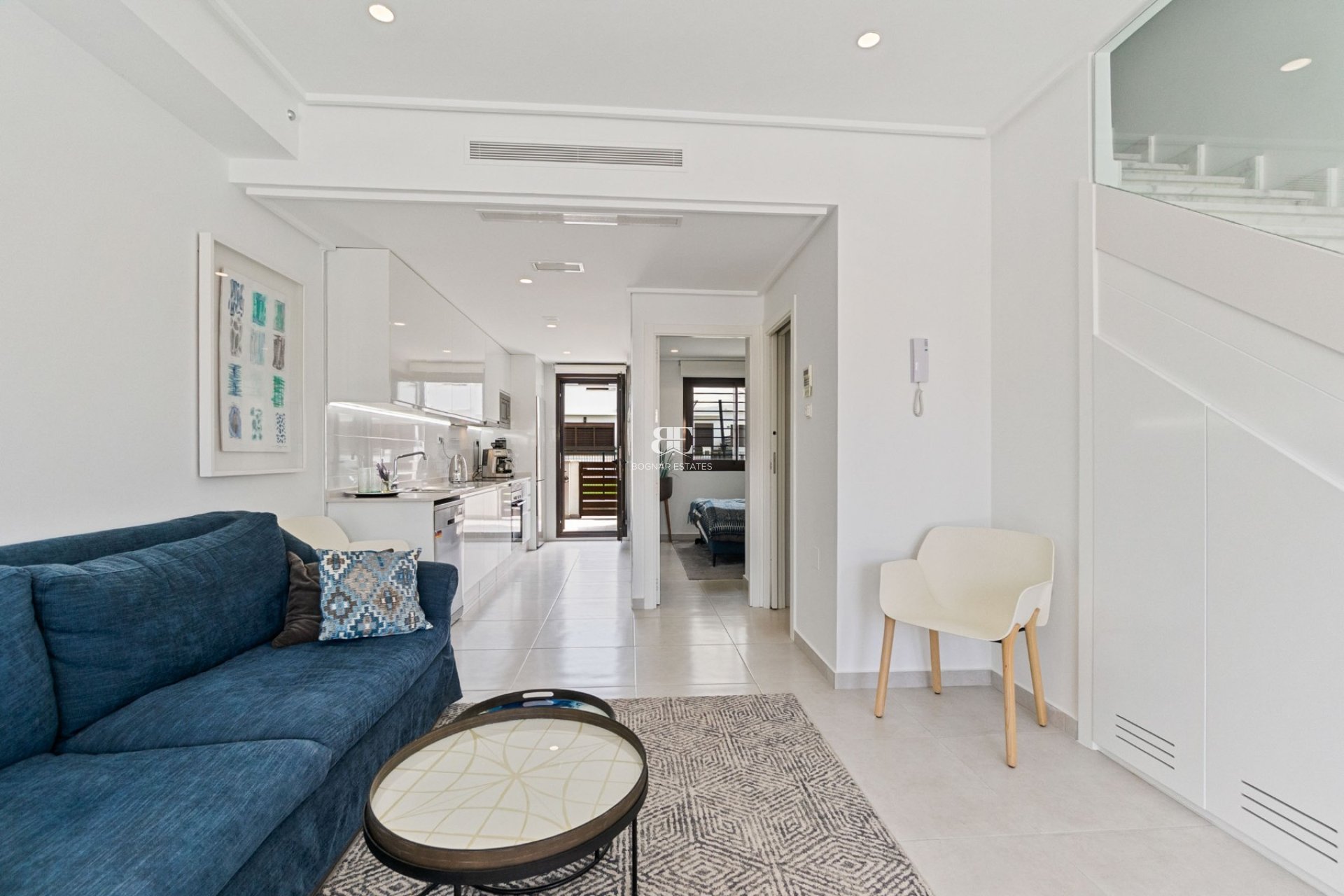 Herverkoop - Herenhuis -
Torrevieja