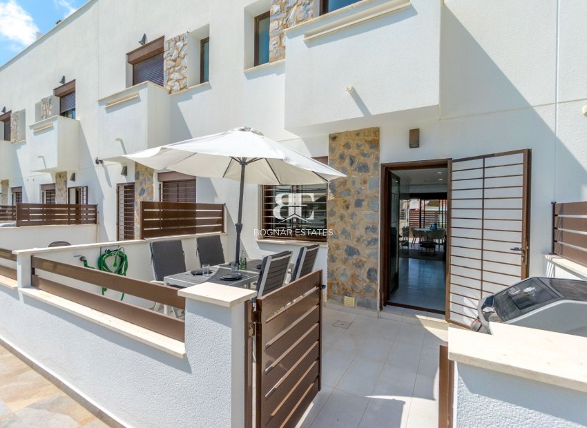 Herverkoop - Herenhuis -
Torrevieja