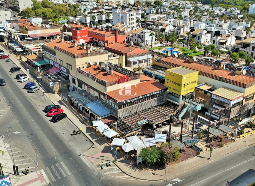 Herverkoop - Herenhuis -
Villamartín - Los Dolses