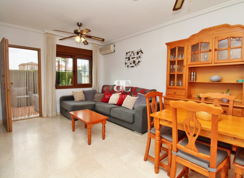 Herverkoop - Herenhuis -
Villamartín - PAU 8