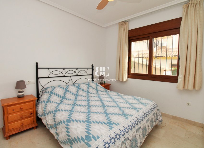 Herverkoop - Herenhuis -
Villamartín - PAU 8