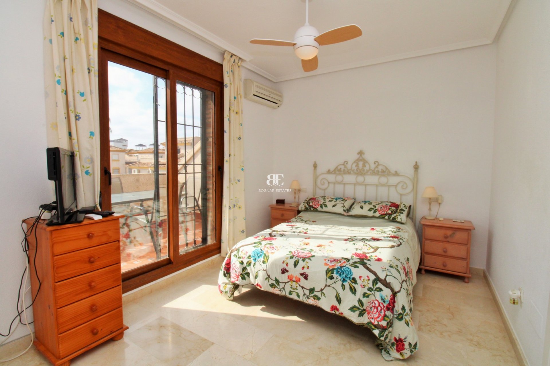 Herverkoop - Herenhuis -
Villamartín - PAU 8