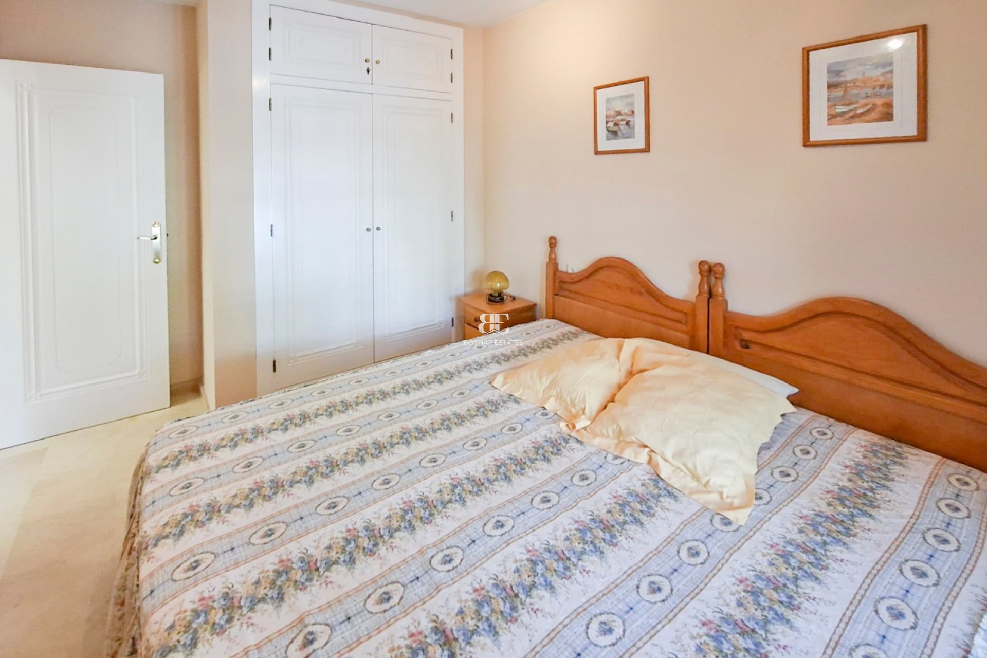 Herverkoop - Herenhuis -
Villamartín