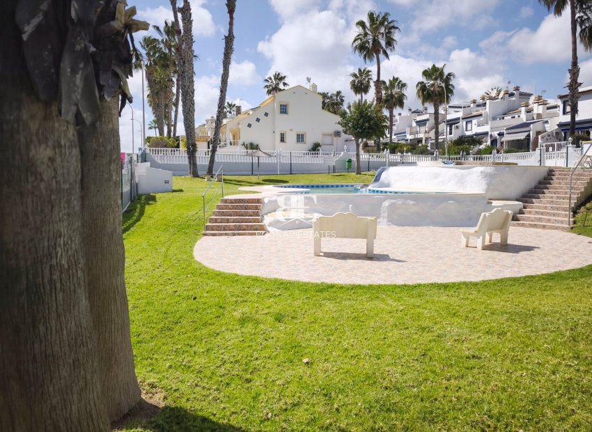 Herverkoop - Herenhuis -
Villamartín