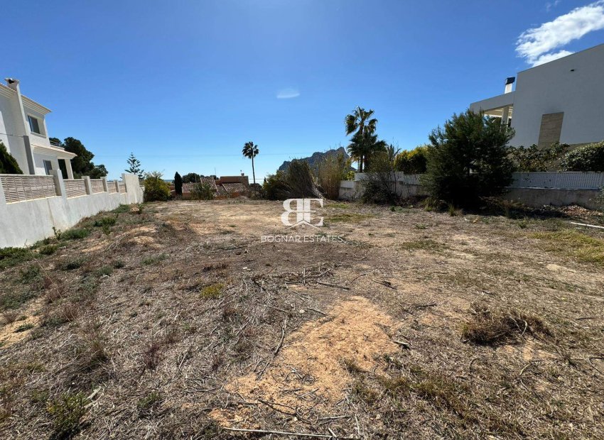 Herverkoop - Land -
Calpe - Basetes