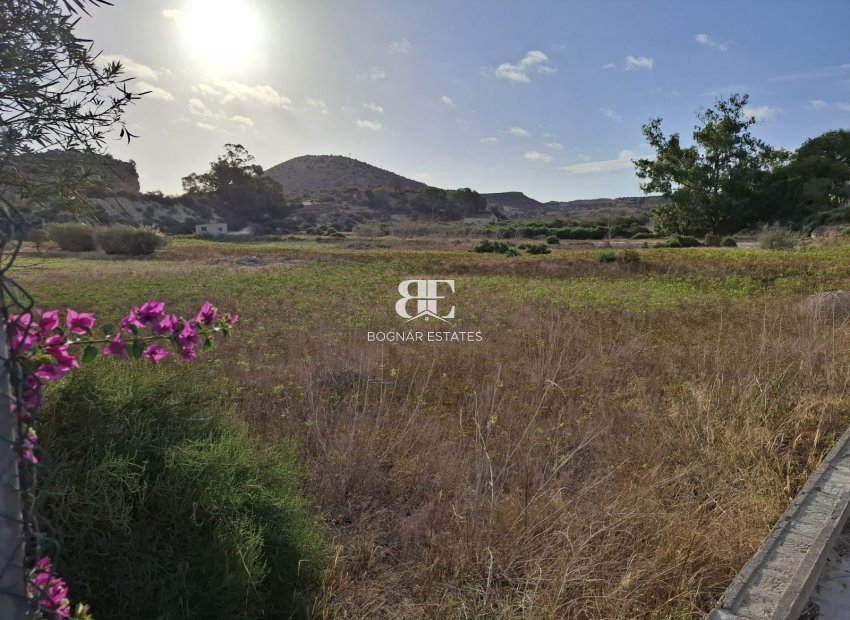 Herverkoop - Land -
Rojales - Ciudad Quesada