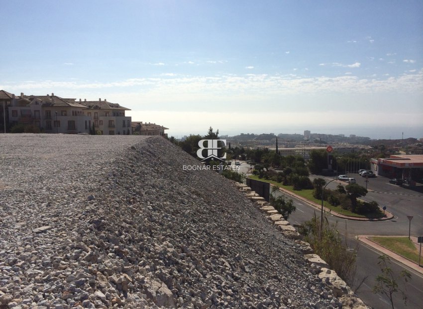 Herverkoop - Land -
Torremolinos