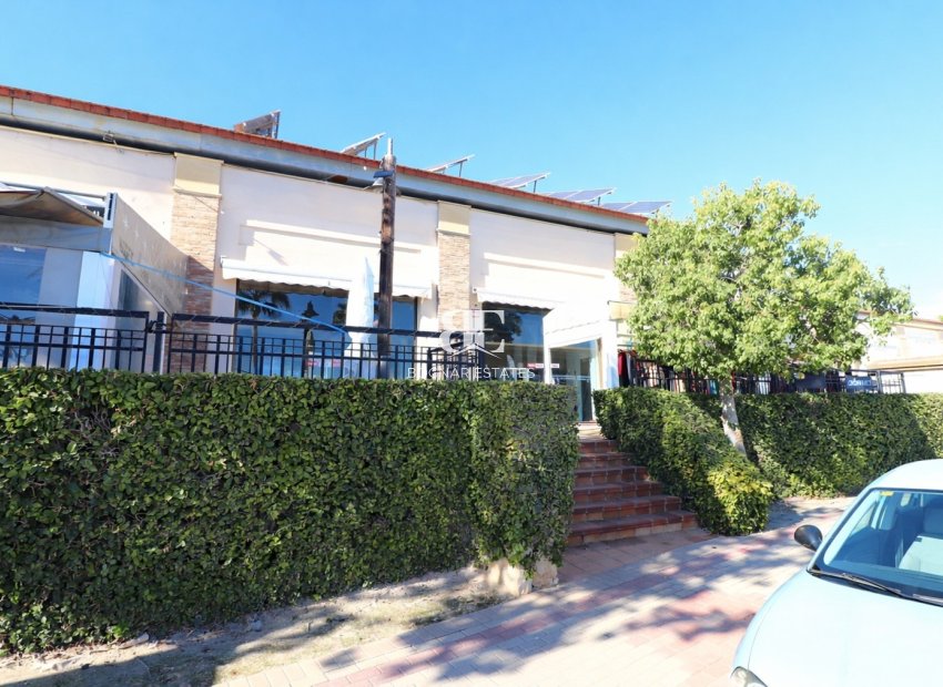 Herverkoop - Reclame -
Algorfa - La finca Golf