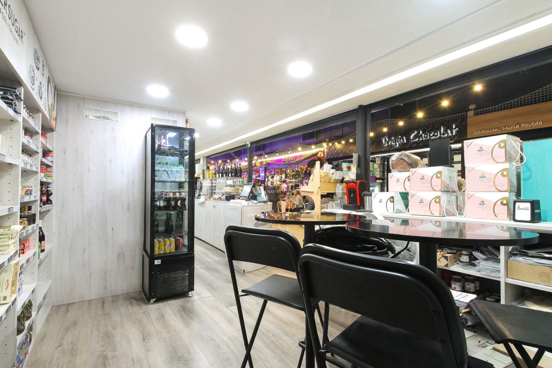 Herverkoop - Reclame -
Alicante - - Centro  -