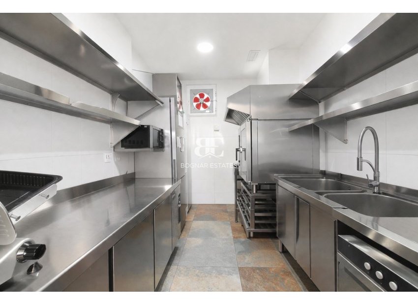 Herverkoop - Reclame -
Alicante - Playa San Juan