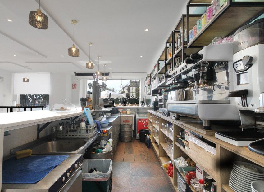 Herverkoop - Reclame -
Alicante - Playa San Juan