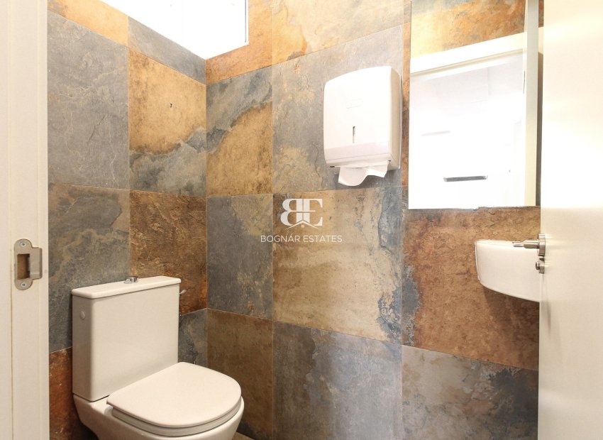 Herverkoop - Reclame -
Alicante - Playa San Juan