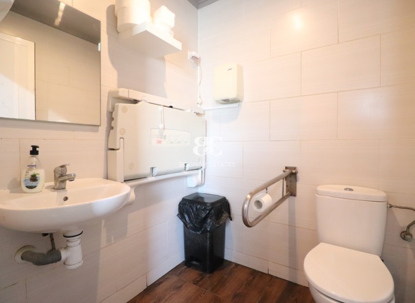 Herverkoop - Reclame -
Ciudad Quesada - Doña Pepa